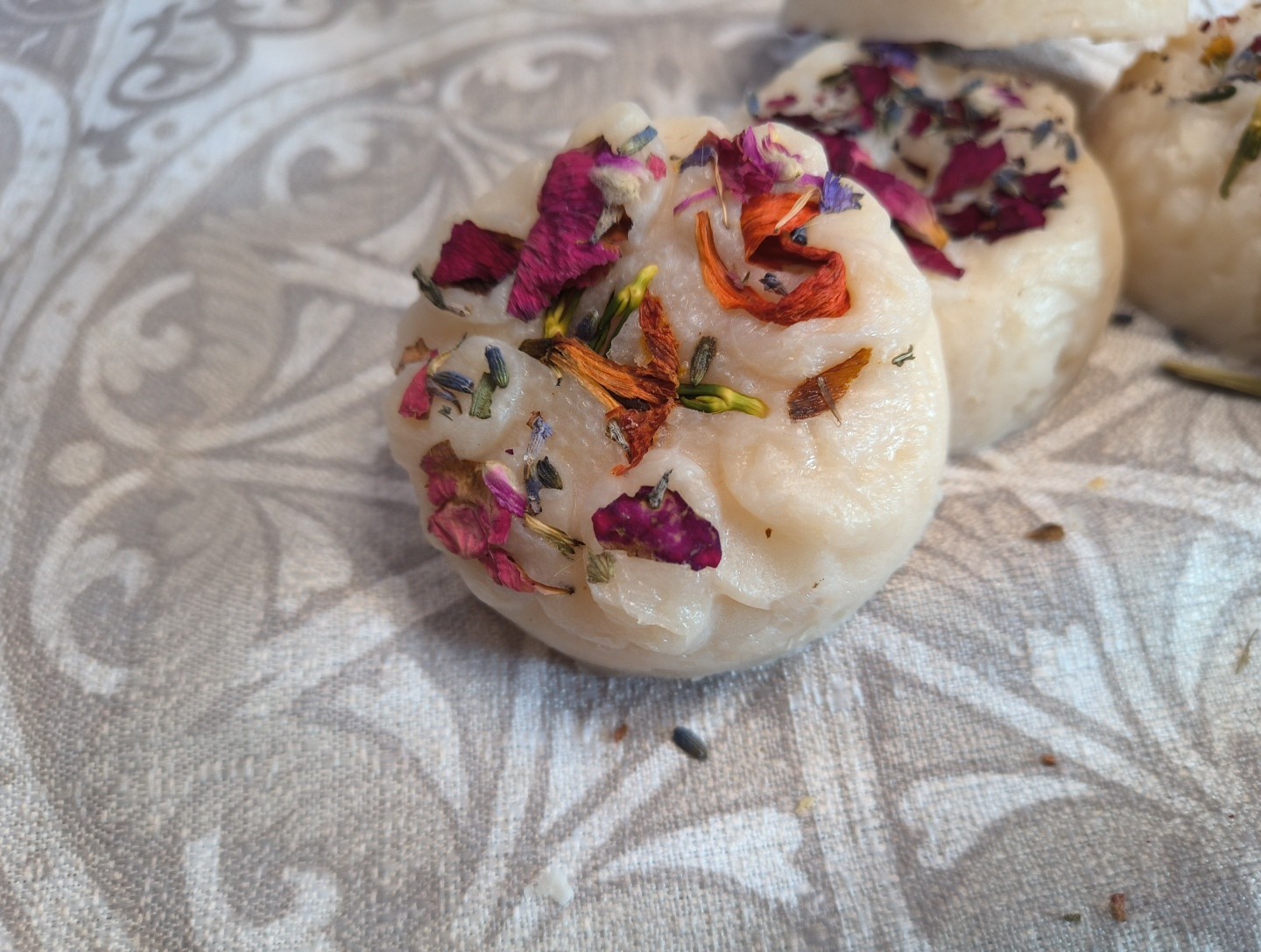 African Violet Shea Butter Flower Shaped Soap,Includes 4 Bars, Approx. 1.5 Oz