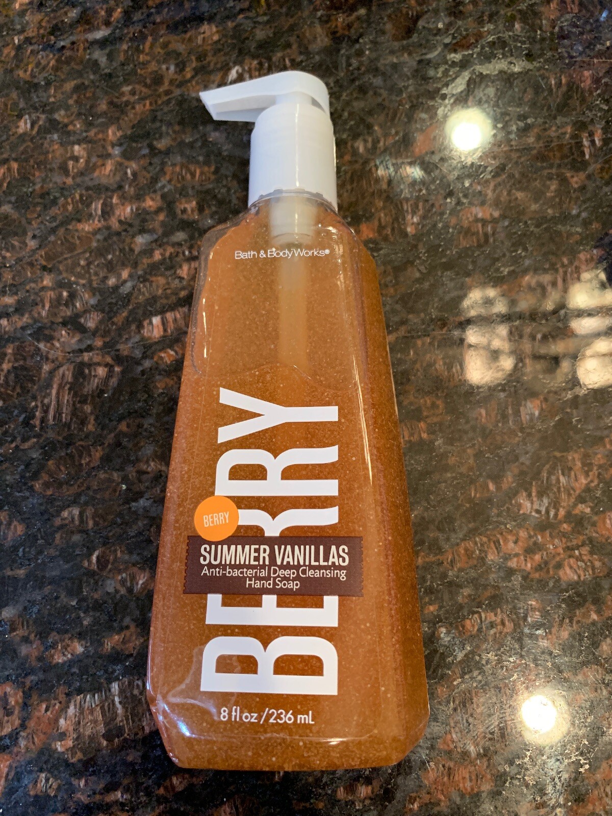 Bath & Body Works Summer Vanillas Berry FS New 8 FL Oz 236mL NEW
