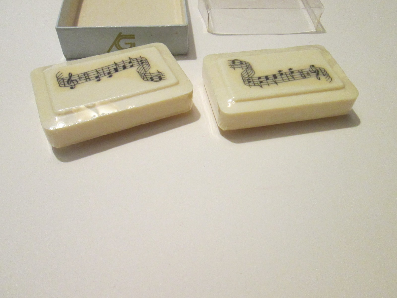 1970’s Box Soap Set 2 Bars Musical Notes Design UNUSED Wrapped Kathryn Gray