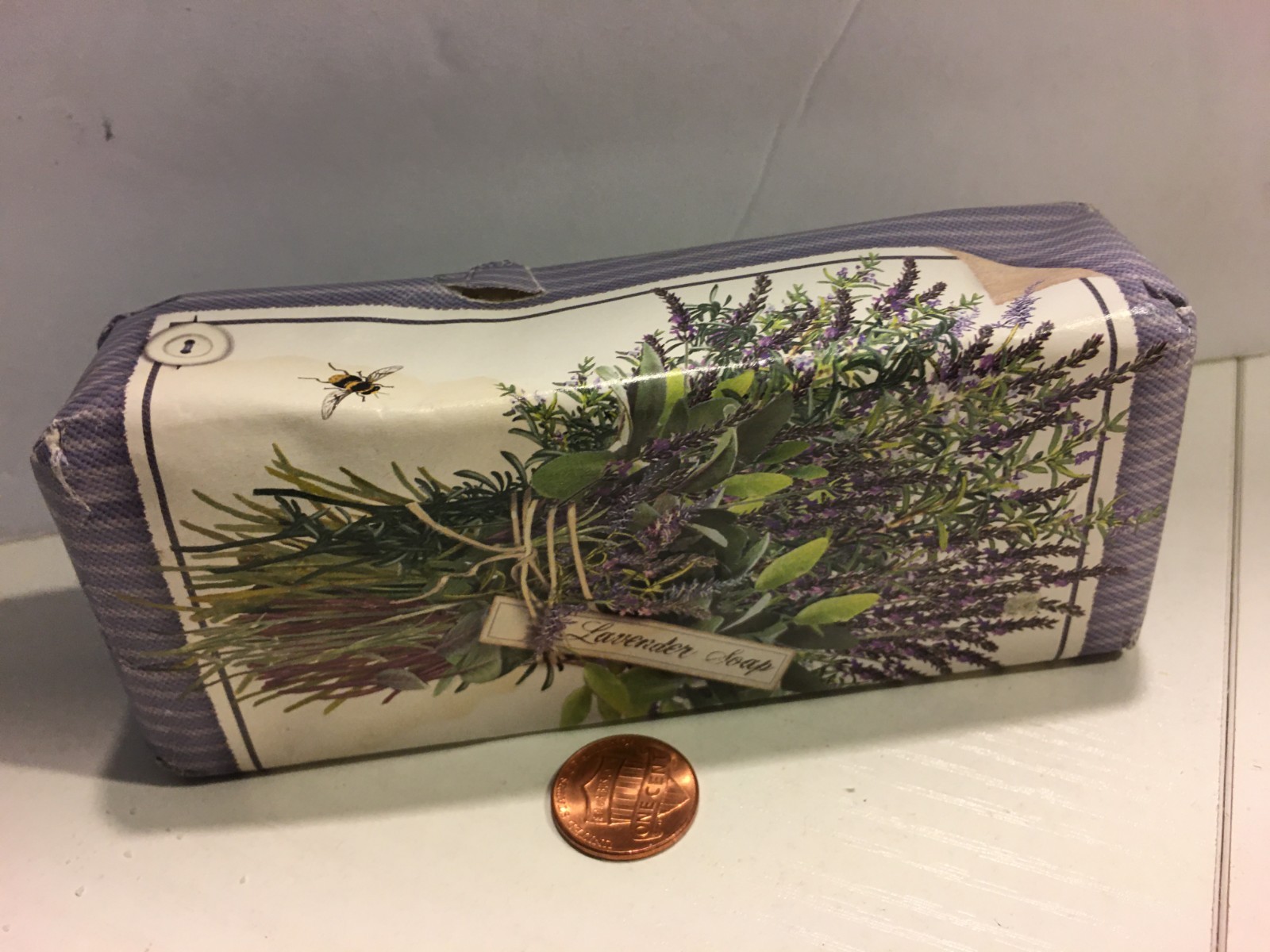 10 oz bar PERFUME scented bath body HANDS LAVENDER MARY LAKE THOMPSON