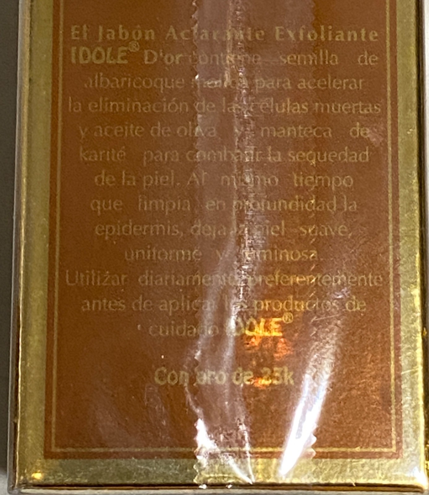 4-Pack – IDOLE D’or Exfoliating Soap with gold 23k – 7oz (200g) each