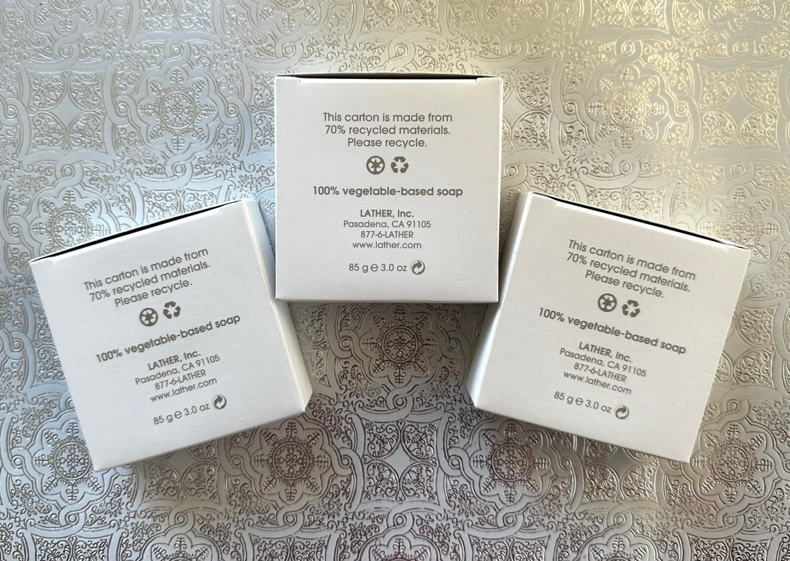 LATHER EXFOLIATING BODY SOAP OATMEAL BAMBOO EXTRACT 3 X 85 G/3.0 OZ. NEW IN BOX