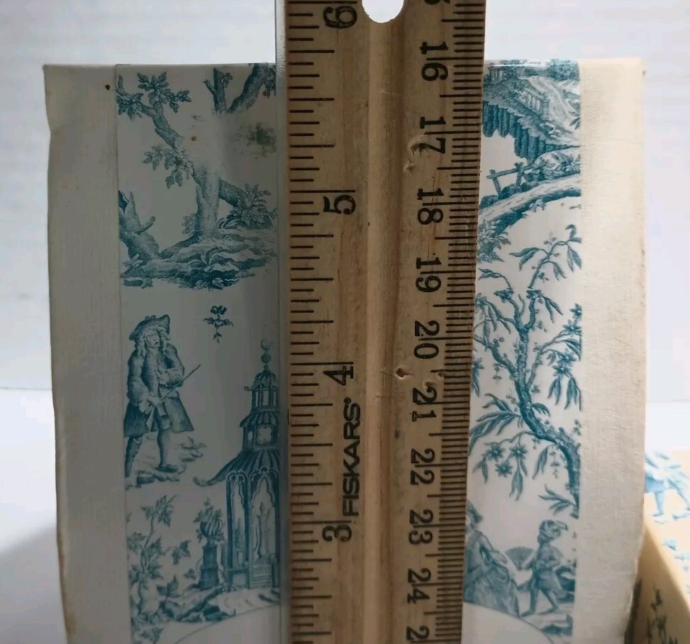 Bath Garden Blue Harbor White Blue Mineral Bath Salt 10oz & Bar Soap – Vintage