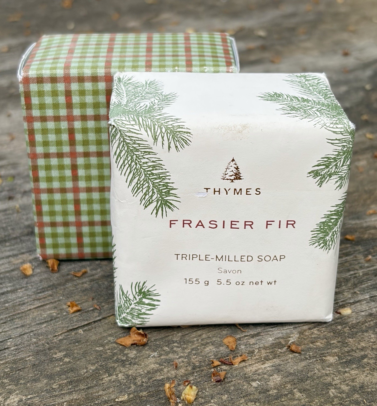 Thymes Frasier Fir Triple-Milled Body Bar Soap 5.5 oz Pine Pattern
