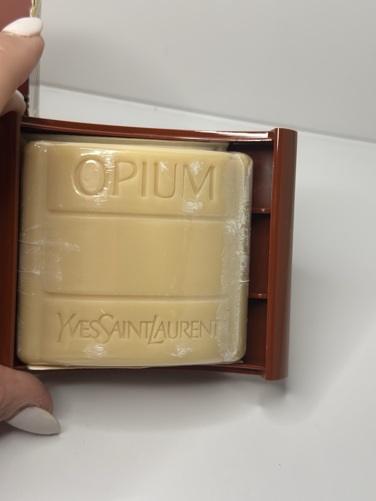 VTG OPIUM Yves Saint Laurent Soap 3.5 oz SEALED In Refillable Case Box
