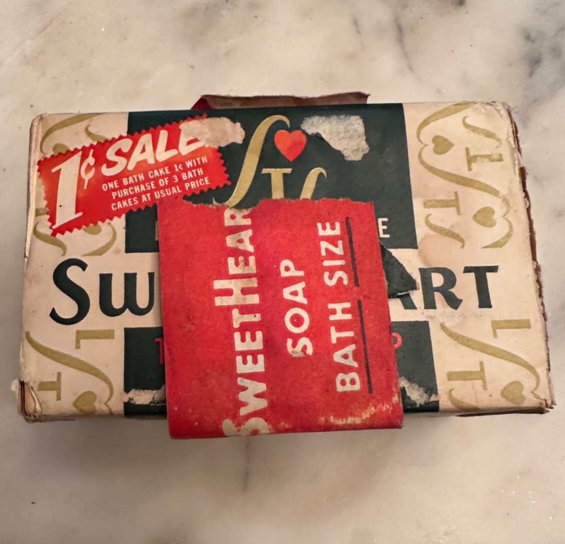 Sealed Vintage Sweetheart Sweet Heart Mild Bath Size Beauty Soap