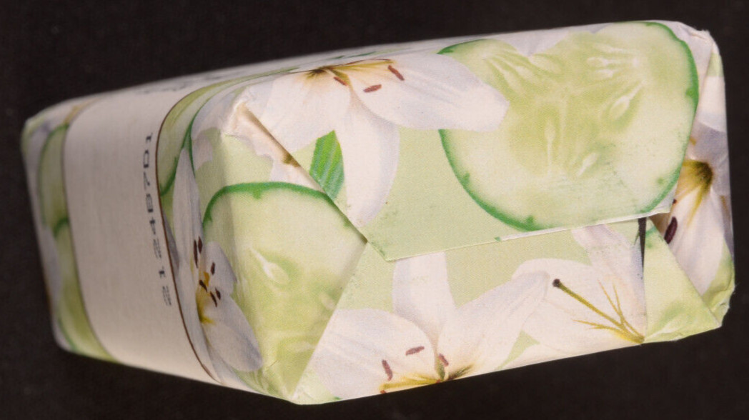 CUCUMBER & LILY Shea Butter Cleansing Bar Soap B&BWs Bath & Body Works 1 Bar
