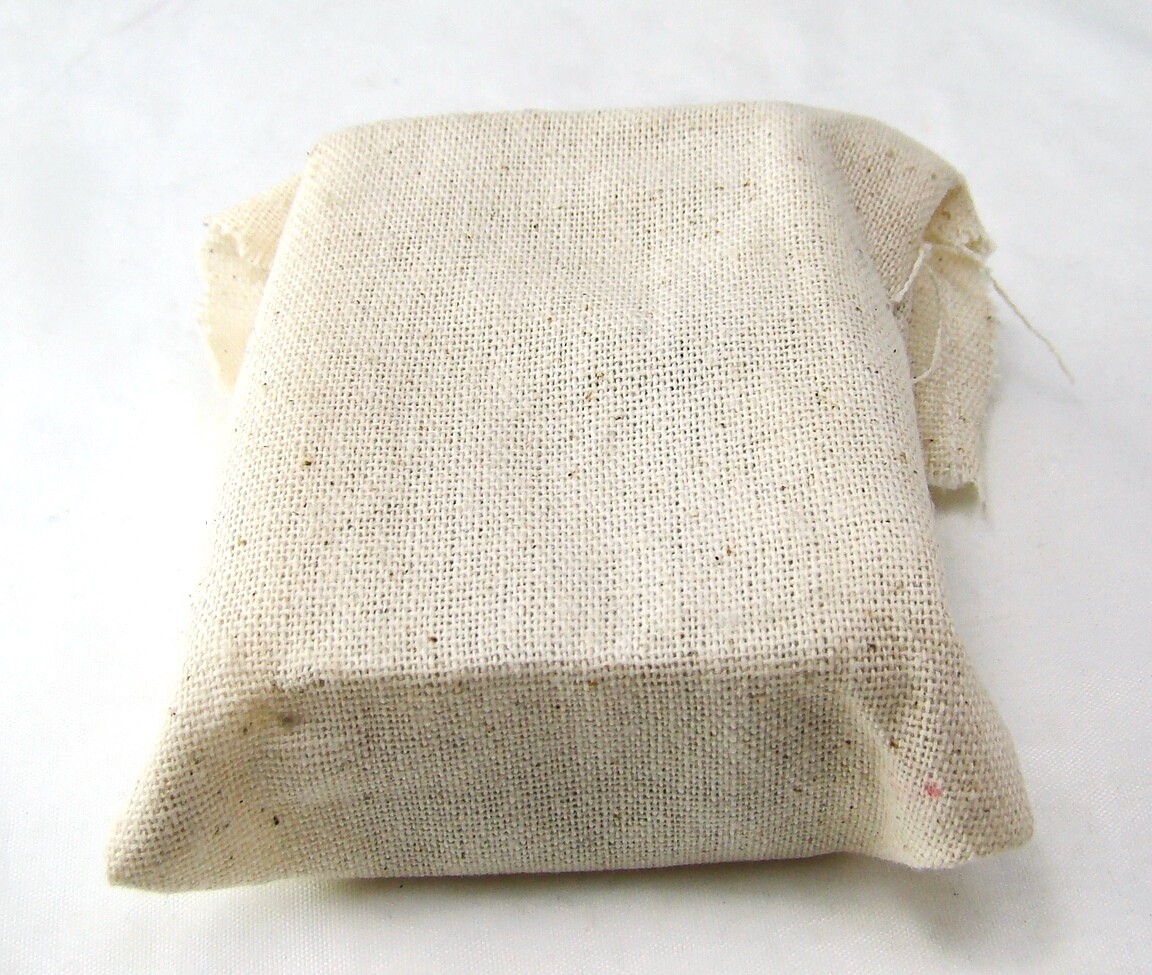 Abbey Scented Soap Hand Made SWISS LAVENDER Soap Bar 4.5 oz. NEW in Cloth Bag