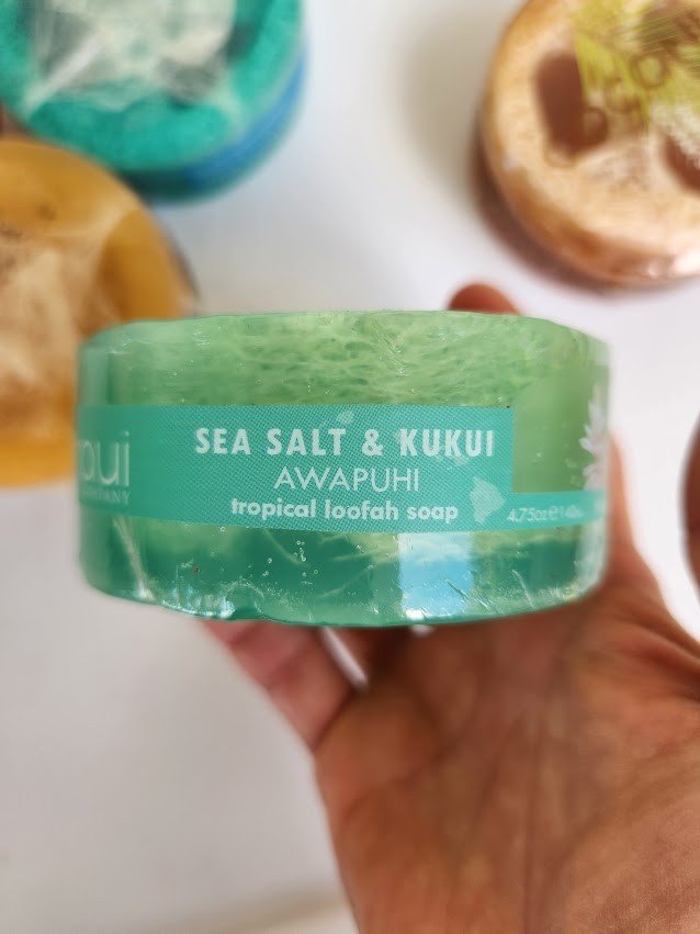 Maui soap company Lot of 5 soaps Coconut Mango Hawaiian Waters Island Sands