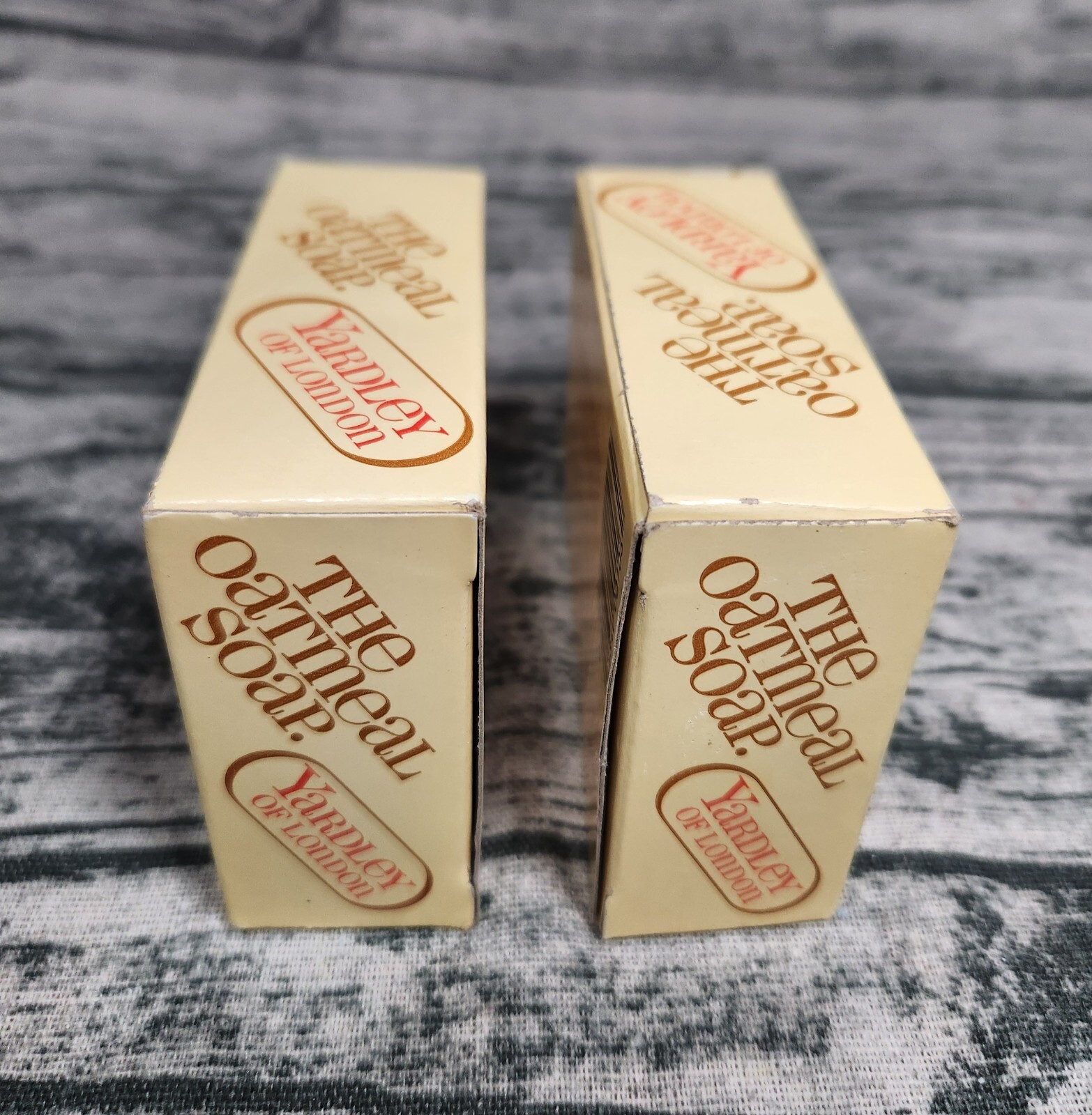 2 Vintage Original Old Logo Yardley of London THE OATMEAL SOAP Bars