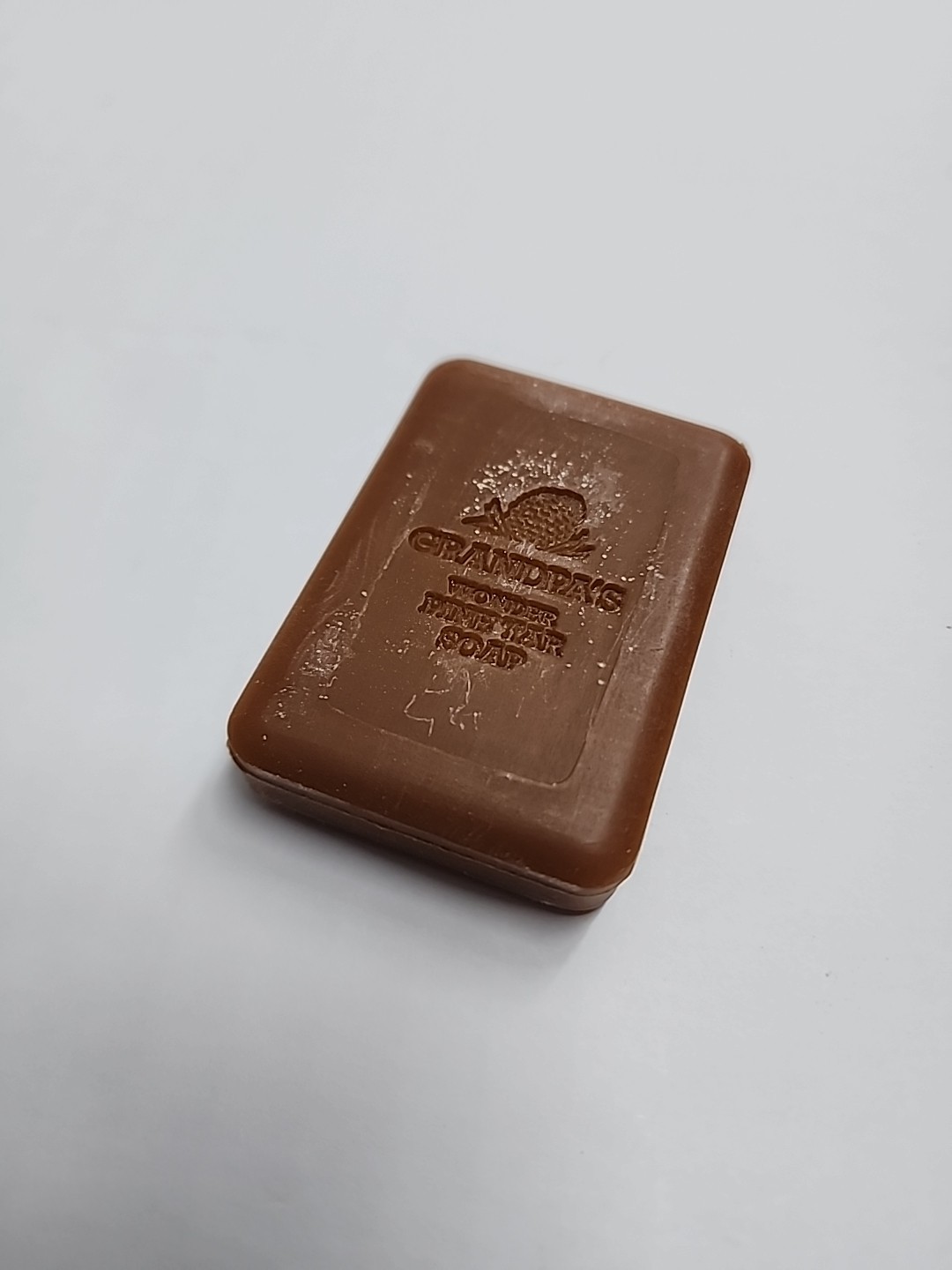 Grandpa’s Wonder Pine Tar Toilet Soap Vintage 1.25 Oz Never Used