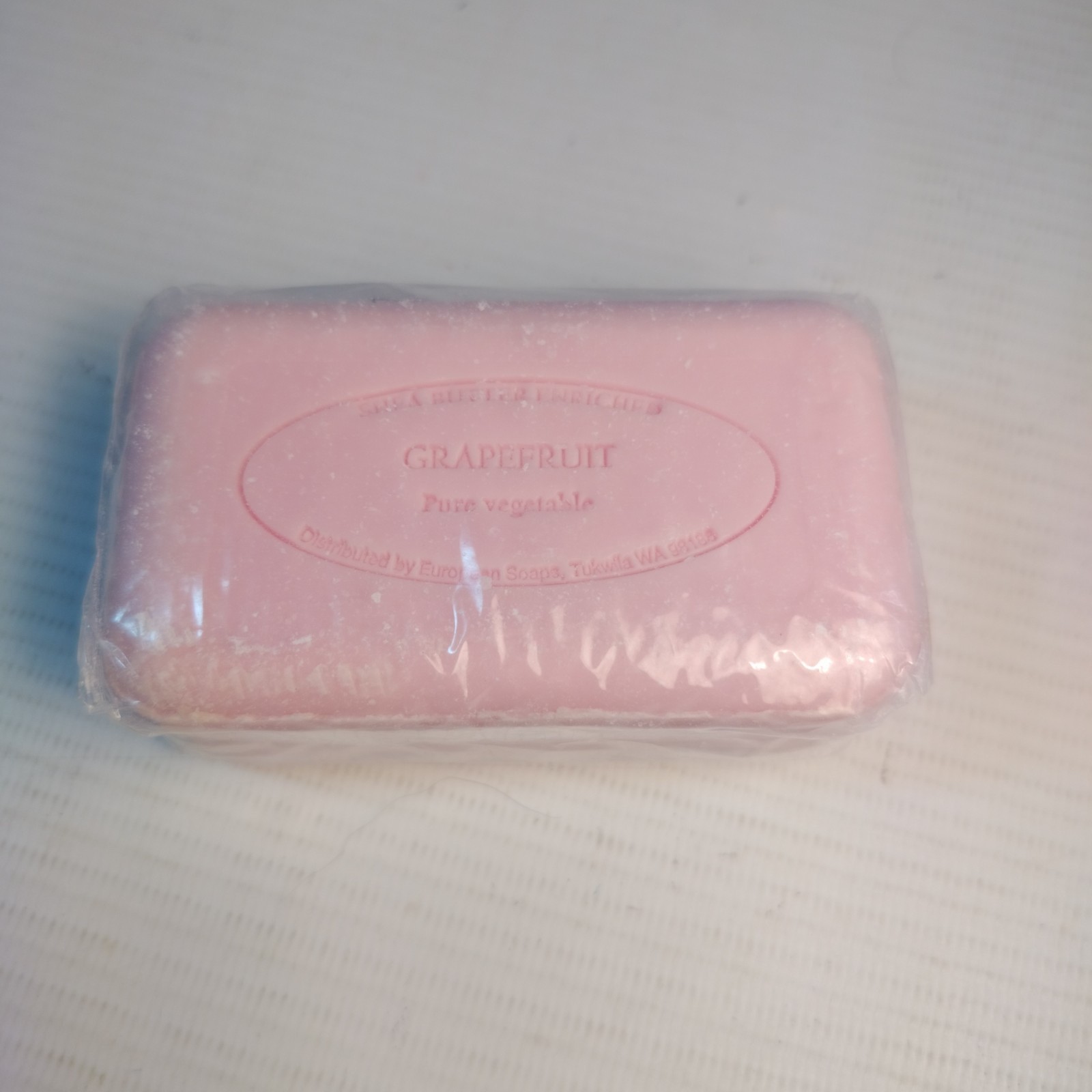 Pre de Provence Grapefruit Shea Butter Enriched Vegetable Soap 250g