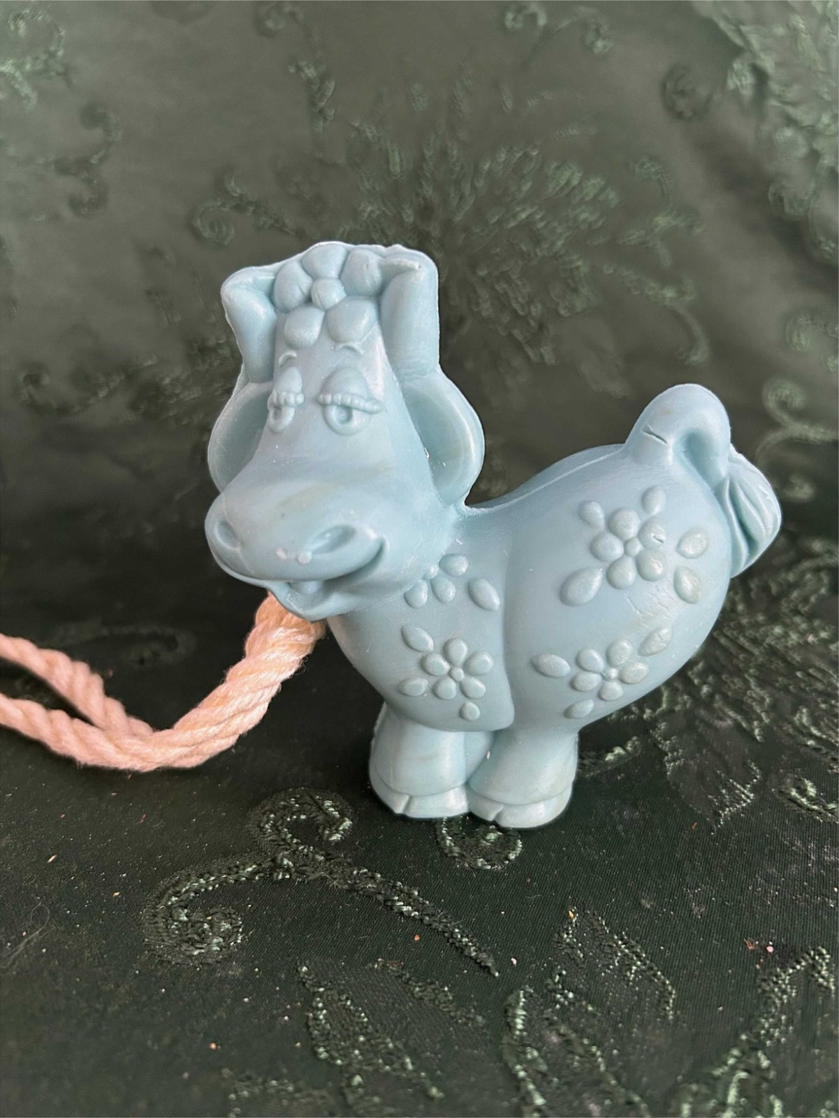 VTG Avon Soaps Animal Theme Lot Of 5 Soap On A Rope Blu Moo-Lamb-Pelican-Whale