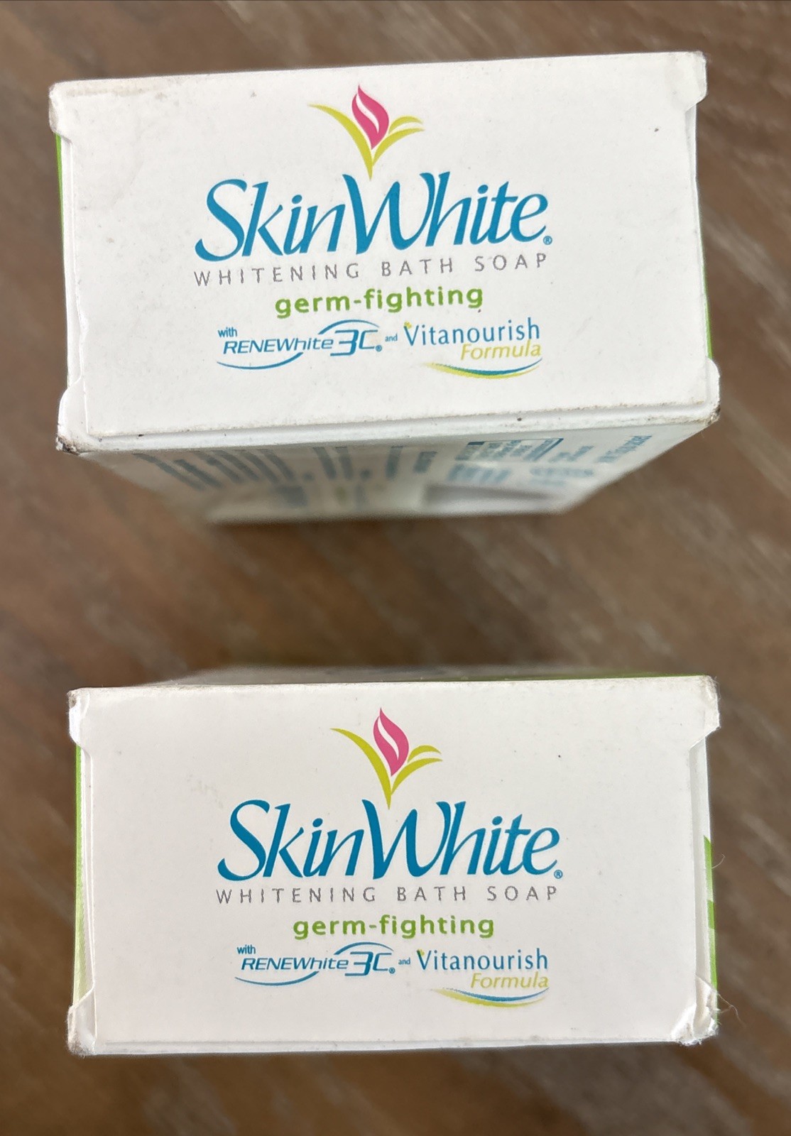 Lot Of 2 Skin White Whitening Bath Soap Germ-Fighting Green Box 4.75oz