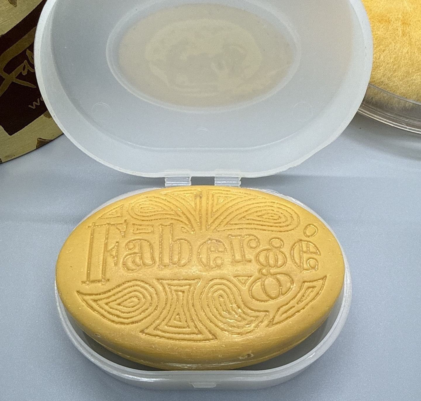 NOS Faberge Woodhue Bath Powder & Savon Woodhue Soap in Case Set 60’s MCM Vtg