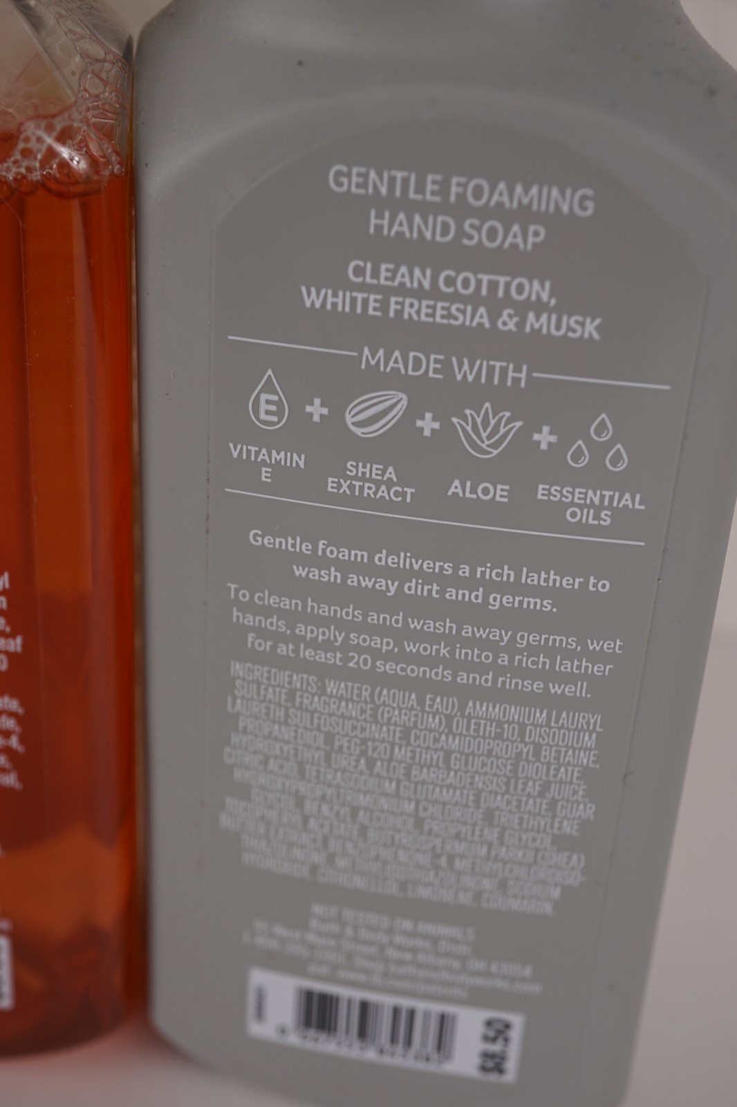 X5 BATH & BODY WORKS FOAMIONG HAND SOAP WITH ESSENTIAL OILS