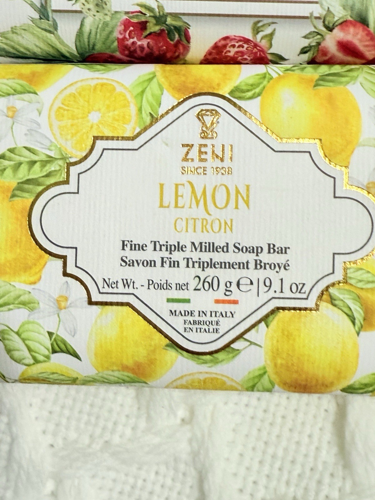 2 pcs ZENI Scent :Strawberry & Lemon Fine Triple Milled ITALIAN Soap Bar 9.1 Oz