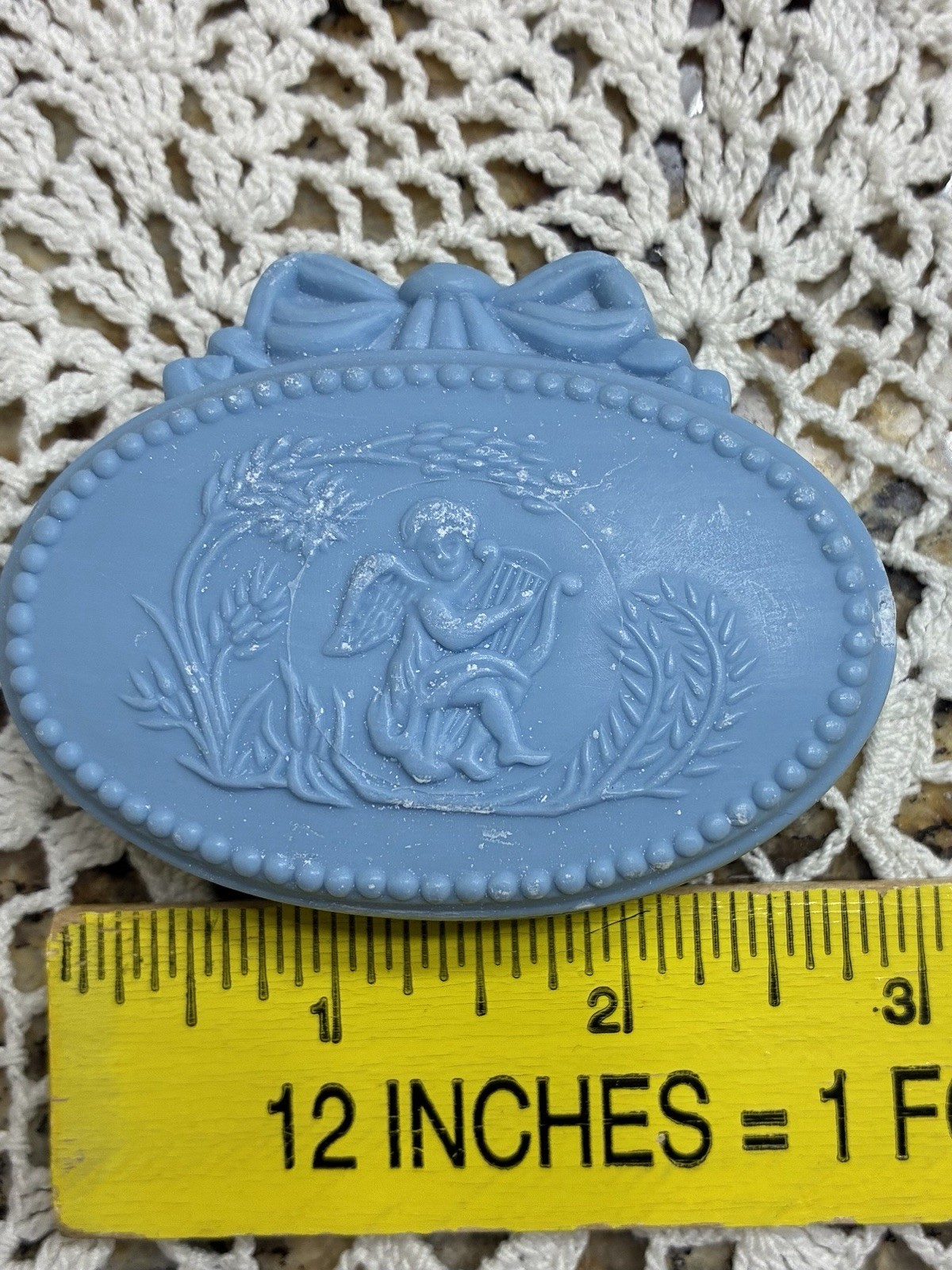 Vintage Decorative Bar Soaps By Avon Lot Of 4 ***Preowned*** Good Condition