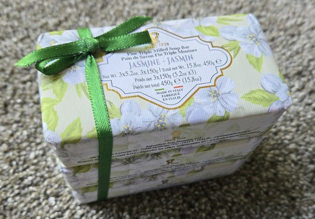 New Italian Luxury Vegetable Bar Soap Jasmine Scented Triple Milled 3 Bars