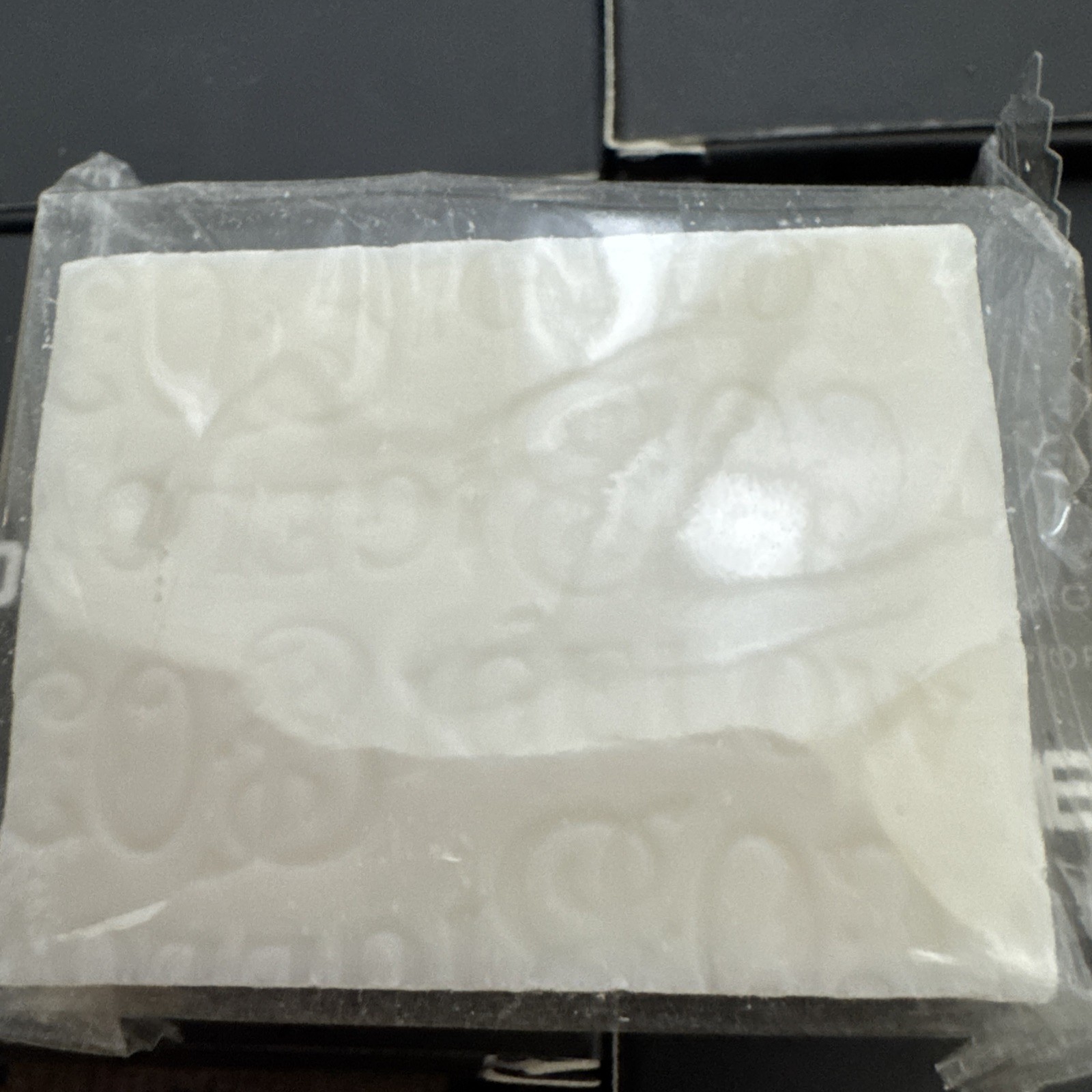 6 C.O. Bigelow LEMON LEAF Vegetable Soap .09 Oz Sealed. From Dream Hotels