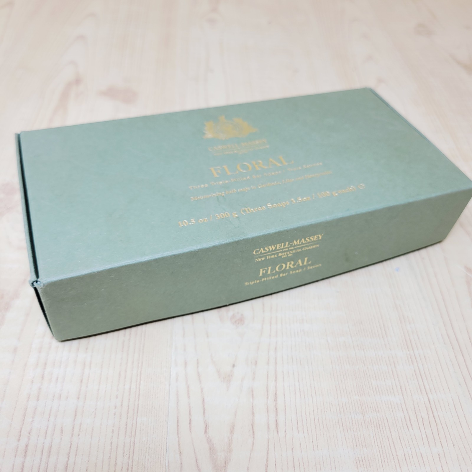 Caswell & Massey Bar Soap Trio Lilac, Gardenia & Honeysuckle – Triple Milled