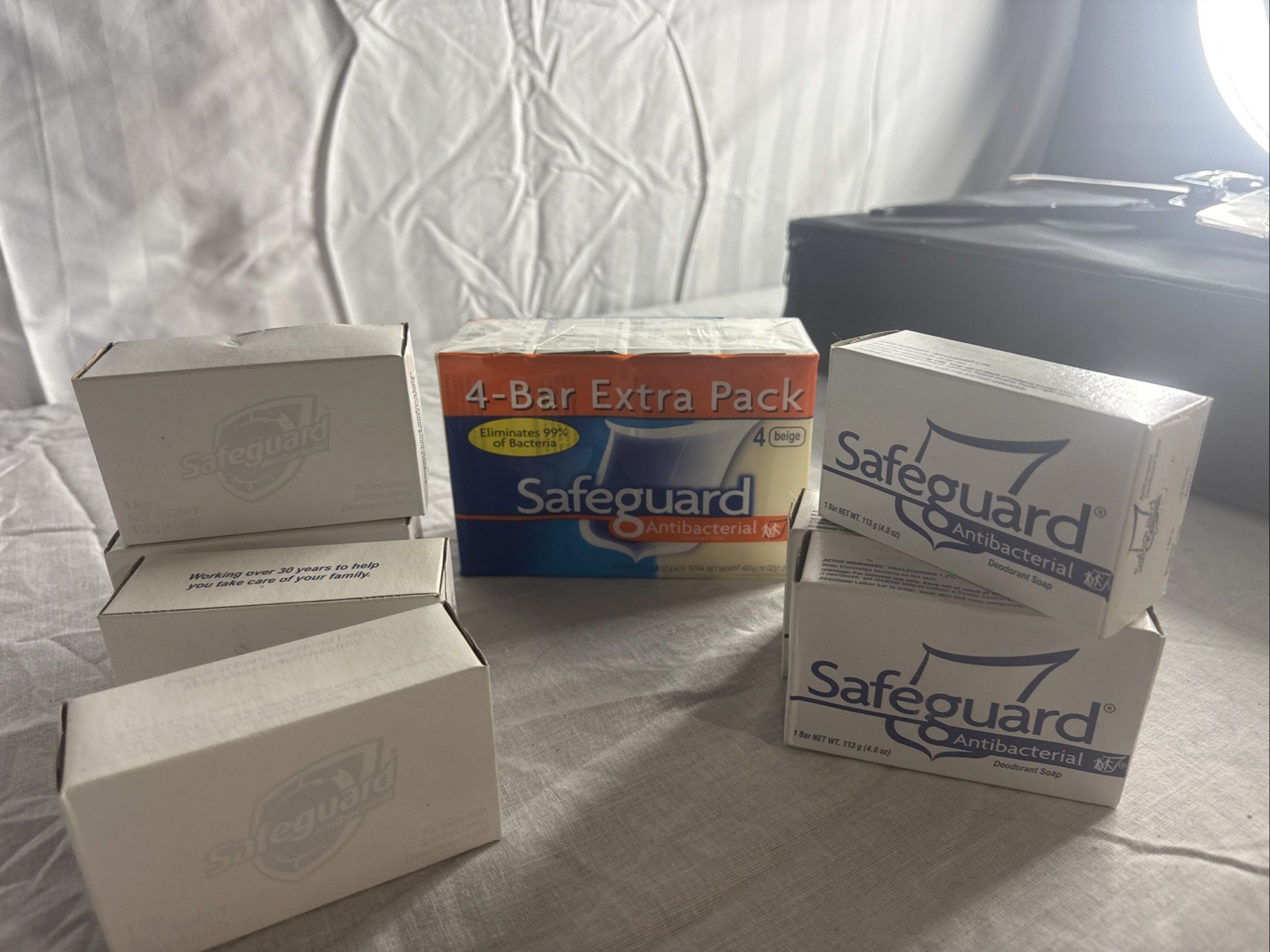 11-Safeguard Antibacterial Soap Bars 3.2oz Washes Away Bacteria ~ NEW