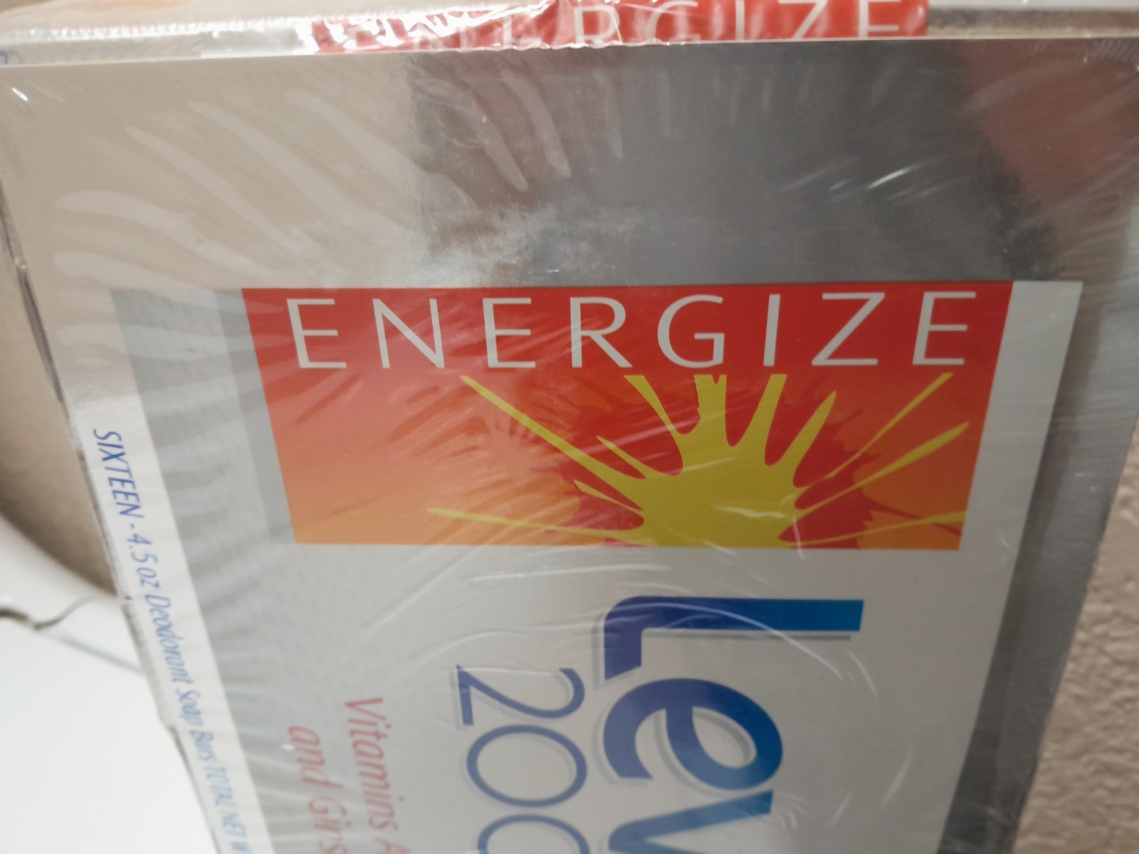 Lever 2000 NOS vitamins with GINSENG 4.5 oz bars 16 bars energize sealed new