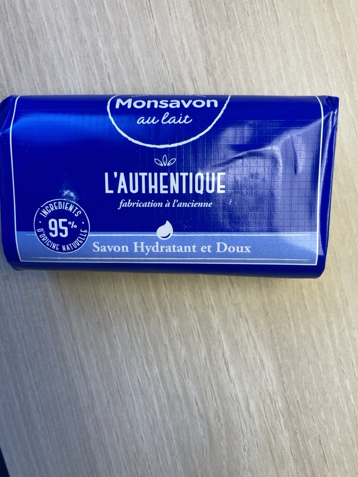 Monsavon au Lait Soap 200g Large Bar