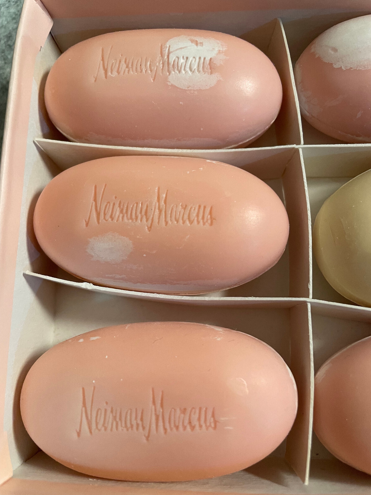 Vintage NEIMAN MARCUS Rose Geranium Guest Soaps 5 Cakes Total NIB