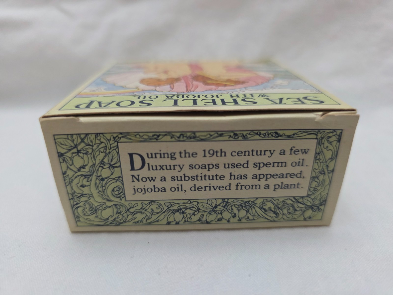 Vintage 1978 Crabtree & Evelyn Sea Shell Soap with Jojoba Oil 85 g / 3 oz