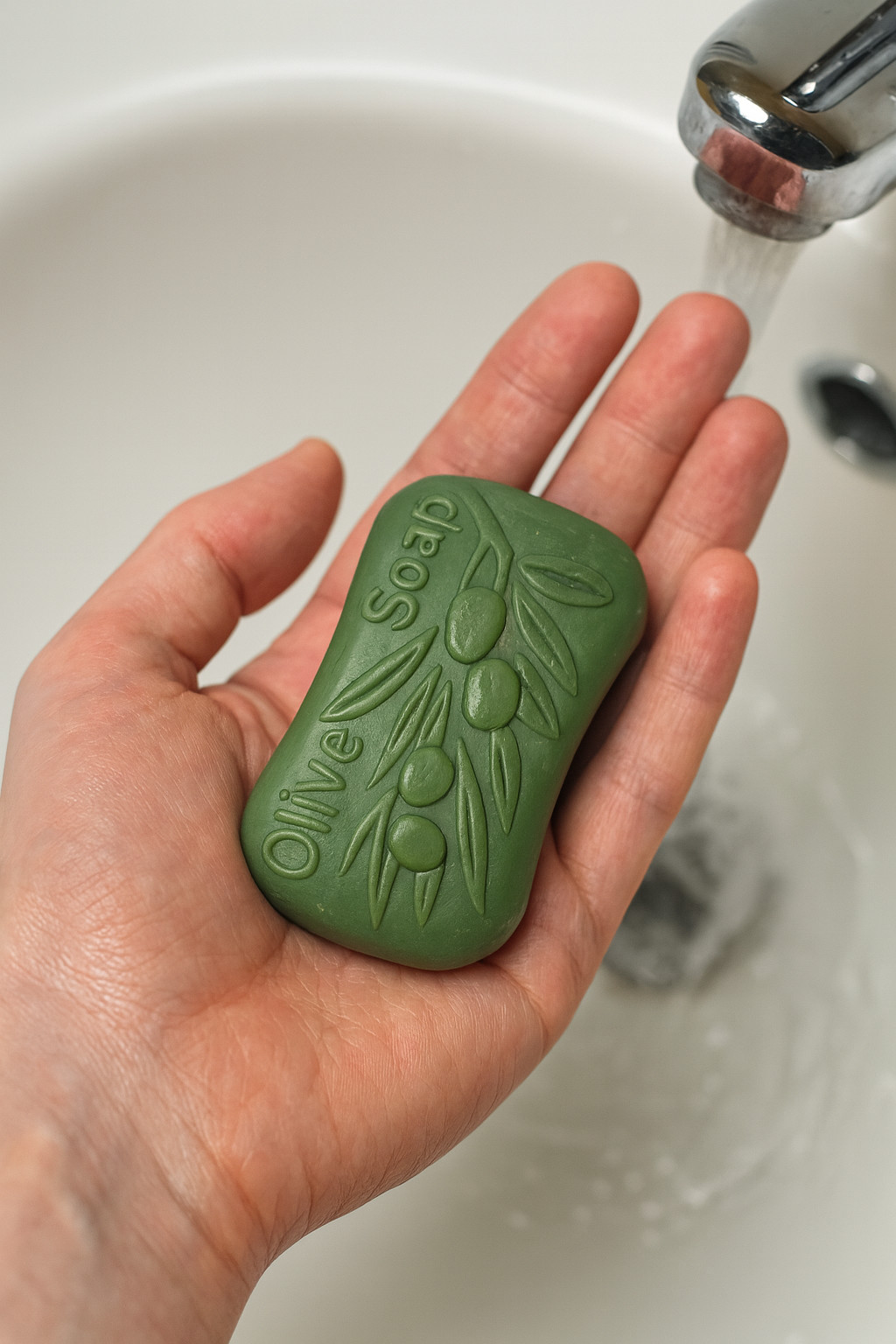 Virgin Olive Oil Soap 100% Natural Ingredients (set of 2) and Loofah 5.5 OZ ea