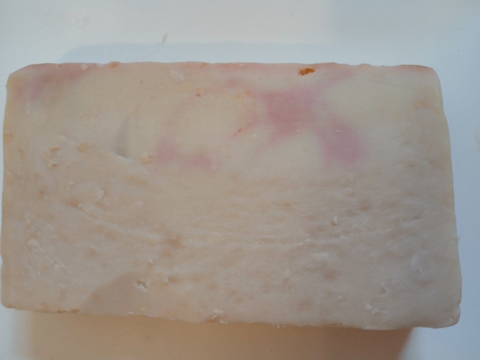 STRAWBERRY VANILLA GOAT MILK SOAP HAPPY GOAT CREAMERY FREE SHIPPING SMELLY CHEAP