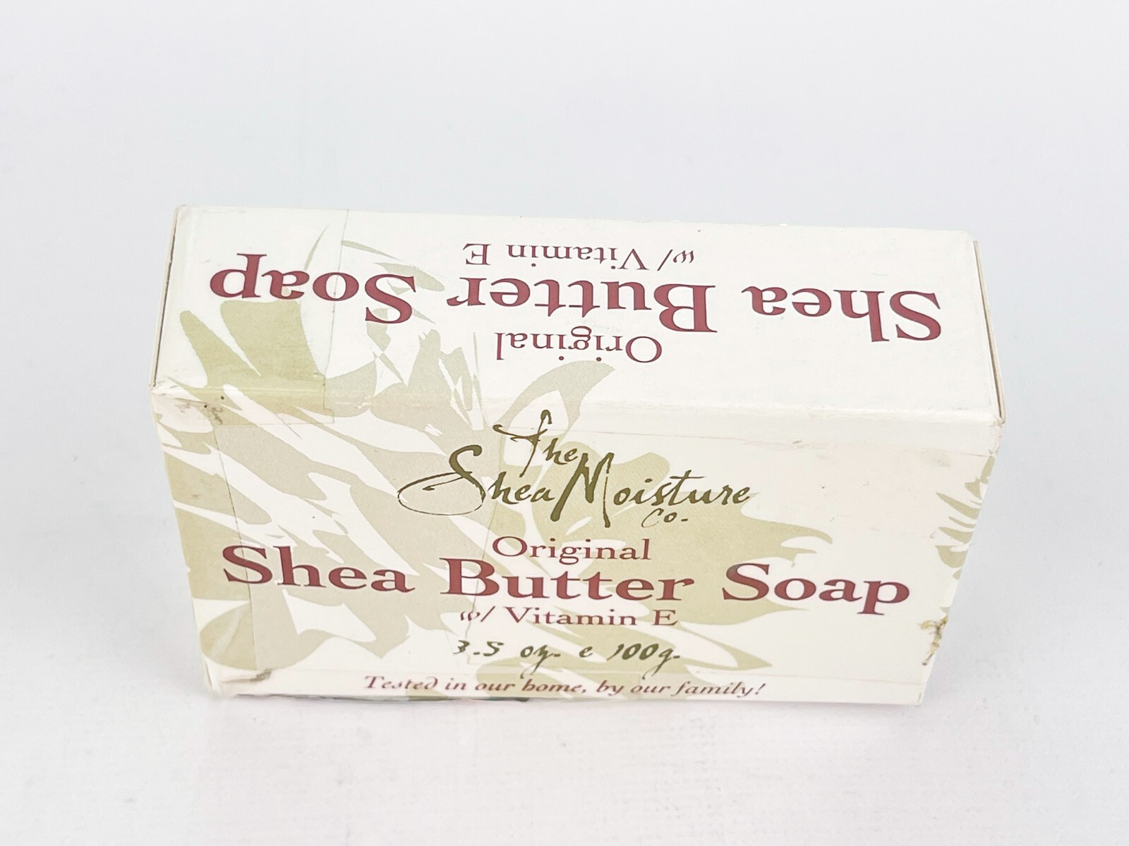The Shea Moisture Original Shea Butter Soap With Vitamin E 3.5 Oz Lot of 2