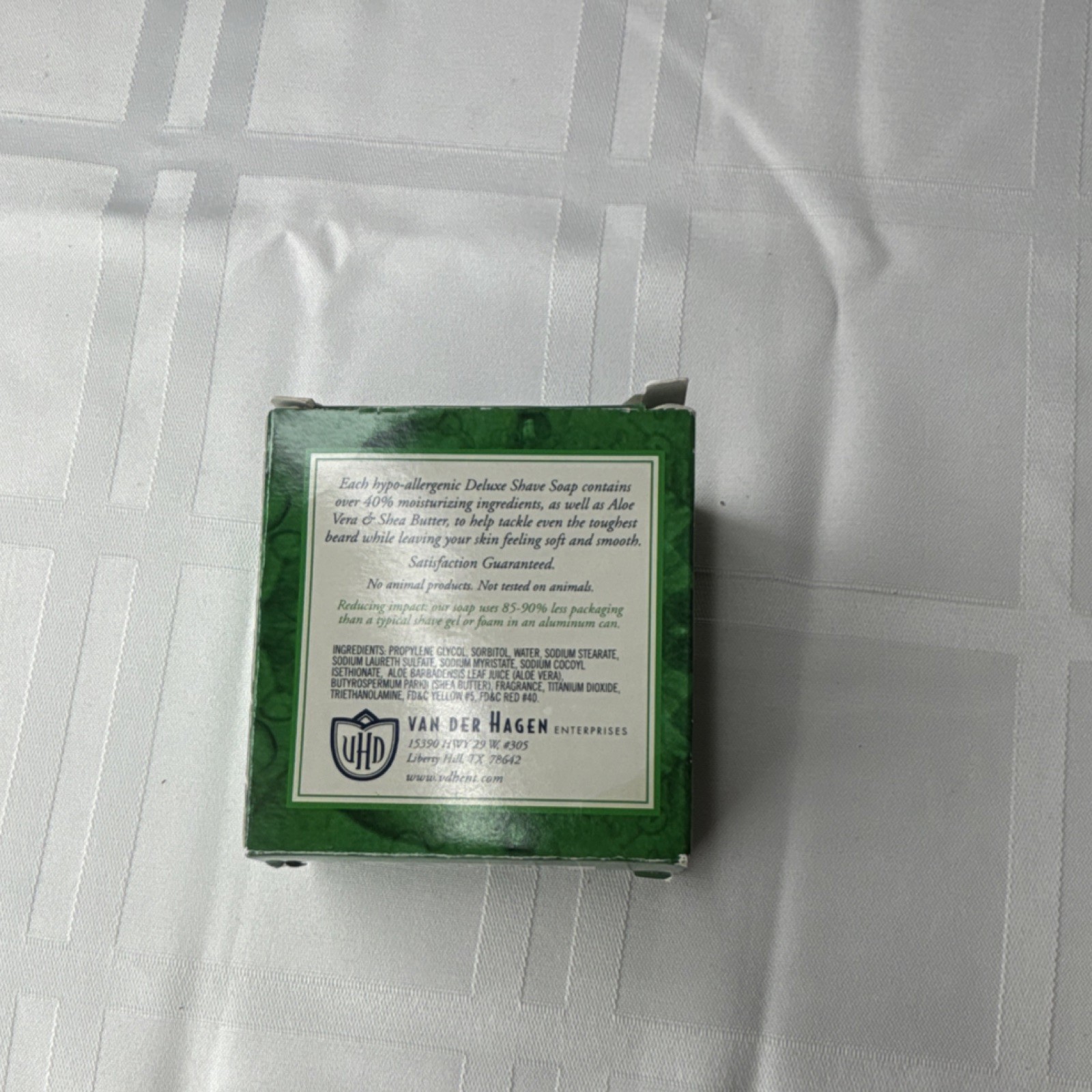 Van Der Hagen Deluxe Shave Soap Aloe Vera Shea Butter Alcohol-Free 2.5 oz