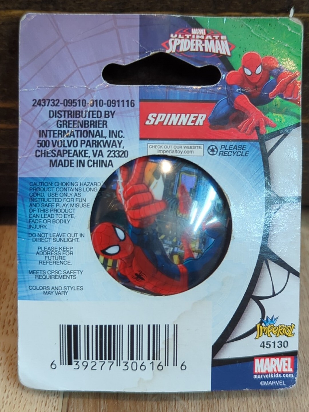 Marvel Ultimate Berry Spiderman Molded Bath Soap Bar Magic Towel Puzzle Spinner
