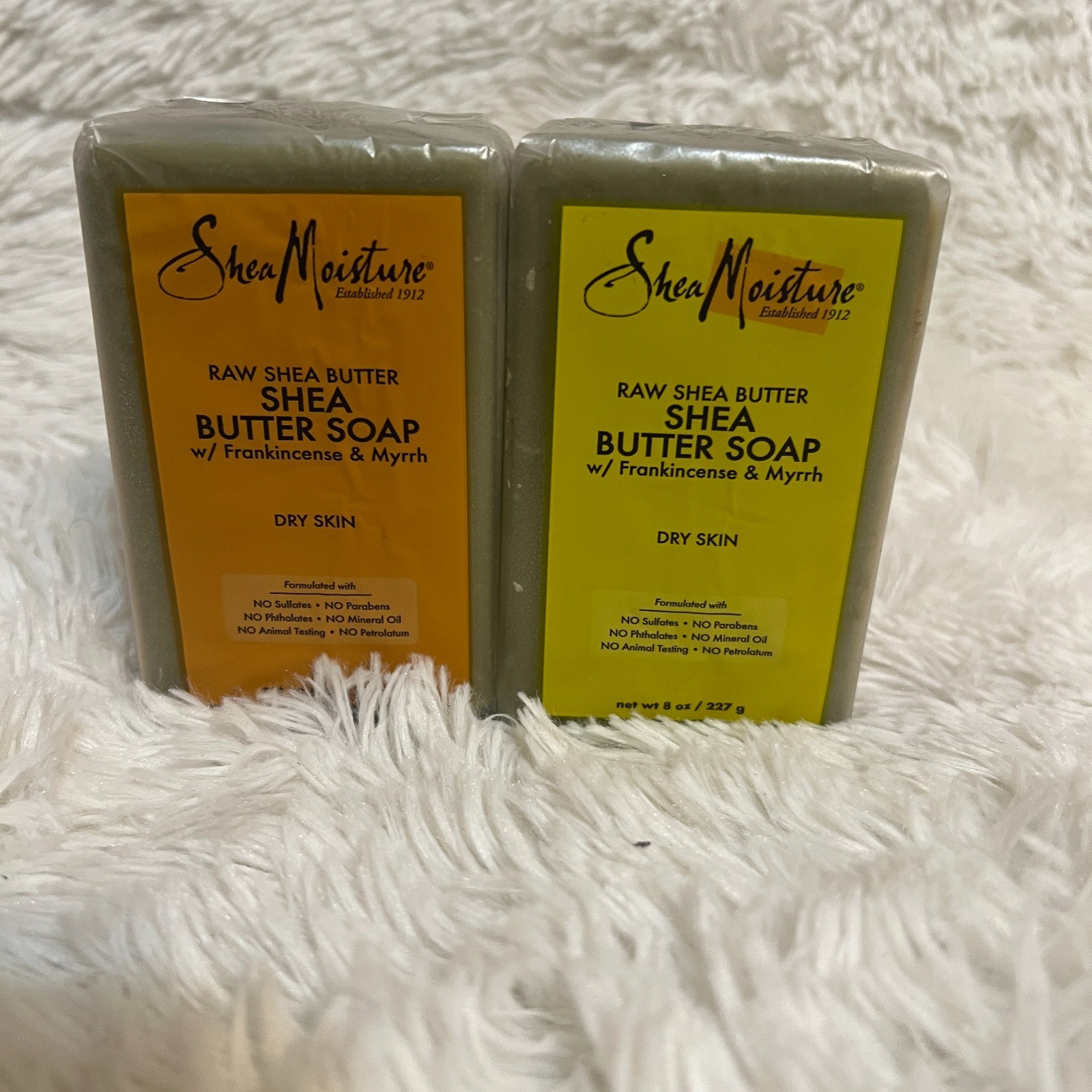 SHEA MOISTURE RAW SHEA BUTTER SOAP W/ FRANKINCENSE & MYRRH BAR SOAP 8 OZ (2)