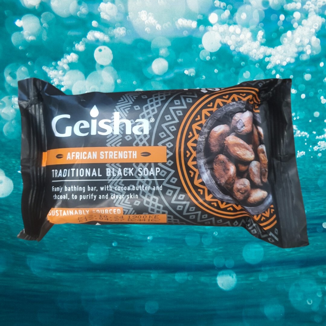 Geisha Traditional Black Soap 200g With Cocoa Butter And Charcoal