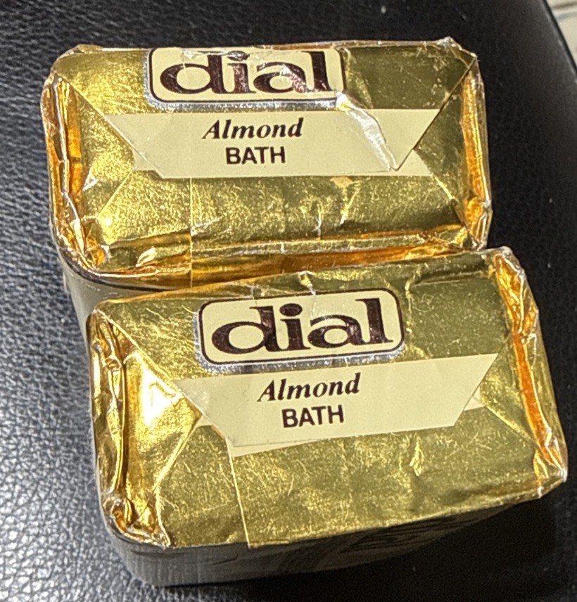 Vintage 2 Dial Almond 5 Oz. Deodorant Soap 80’s New NOS Bathroom Soap Bar