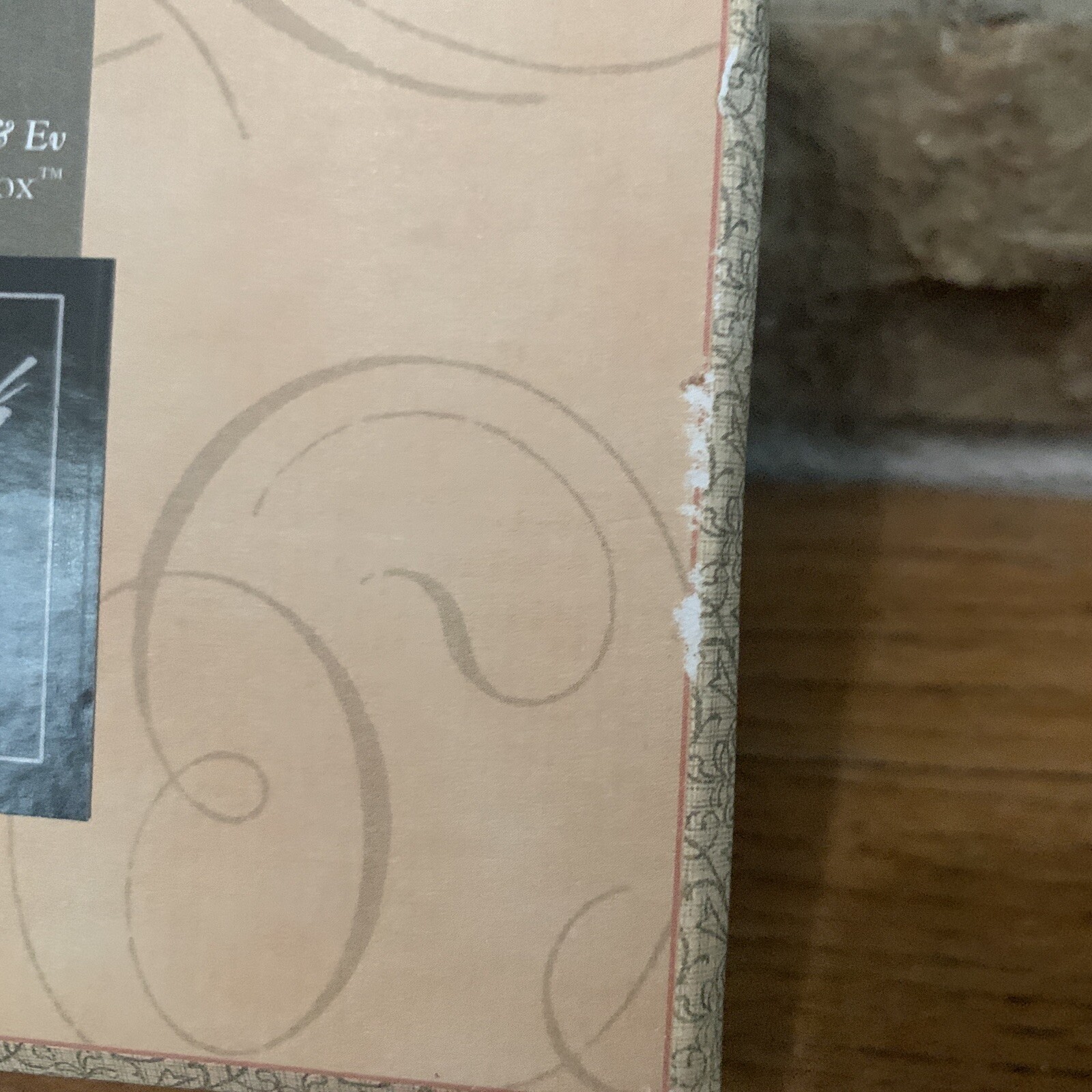 Savon De Luxe Almond Soap 6.6 Oz Bar M Gift Box French Milled And 2 Bath Cubes