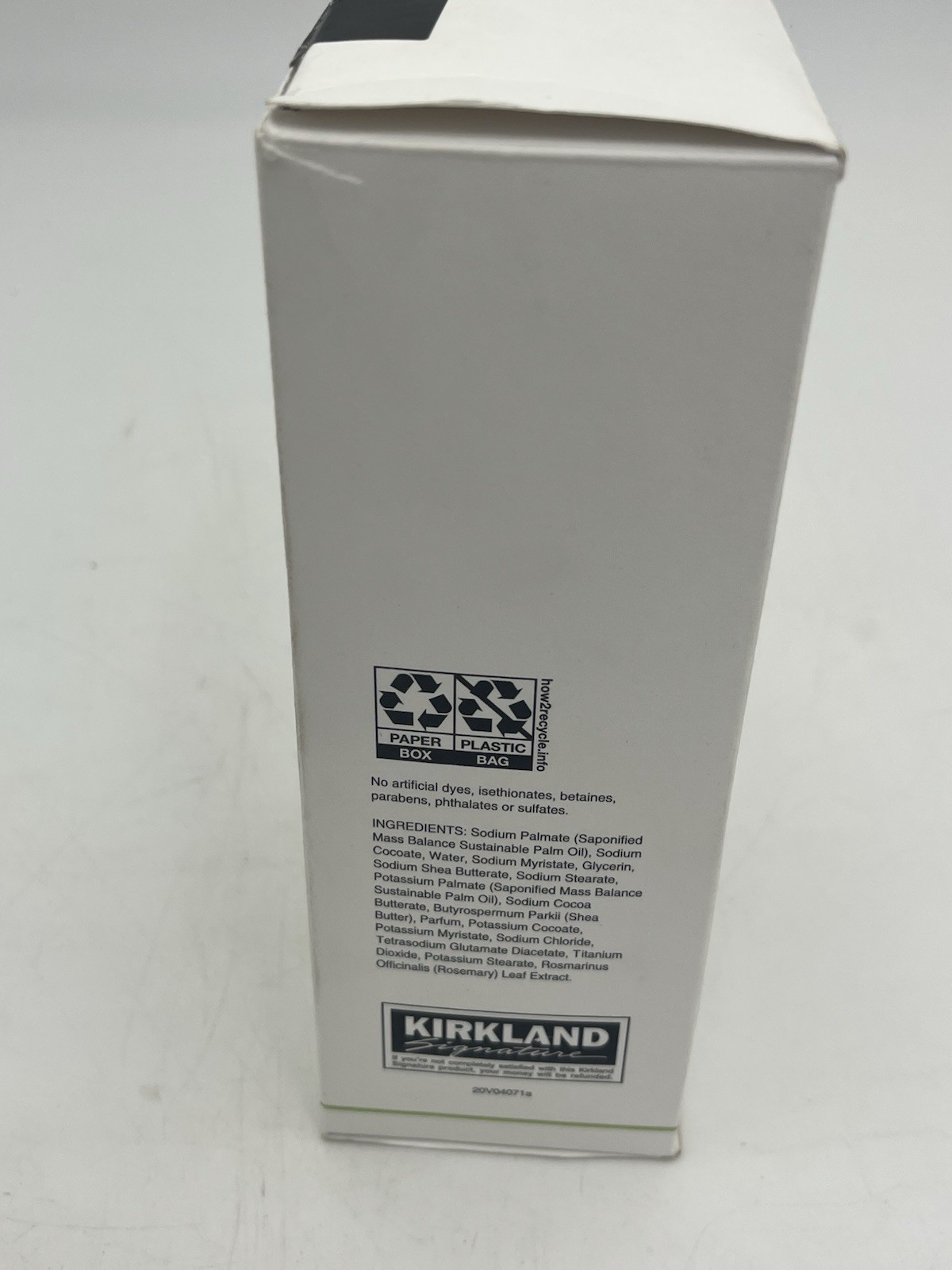 Kirkland Signature Bar Soap with Shea Butter, 4.5 Ounce (5 Count). NEW