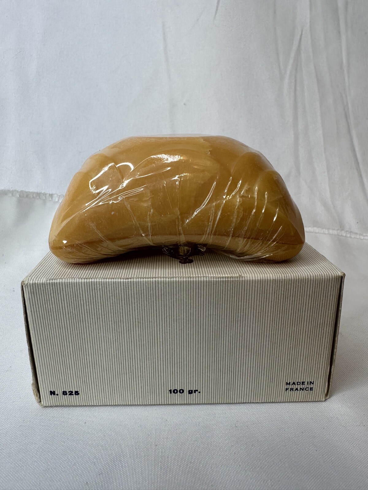 Lavin Perfumed Soap 100g (with box)