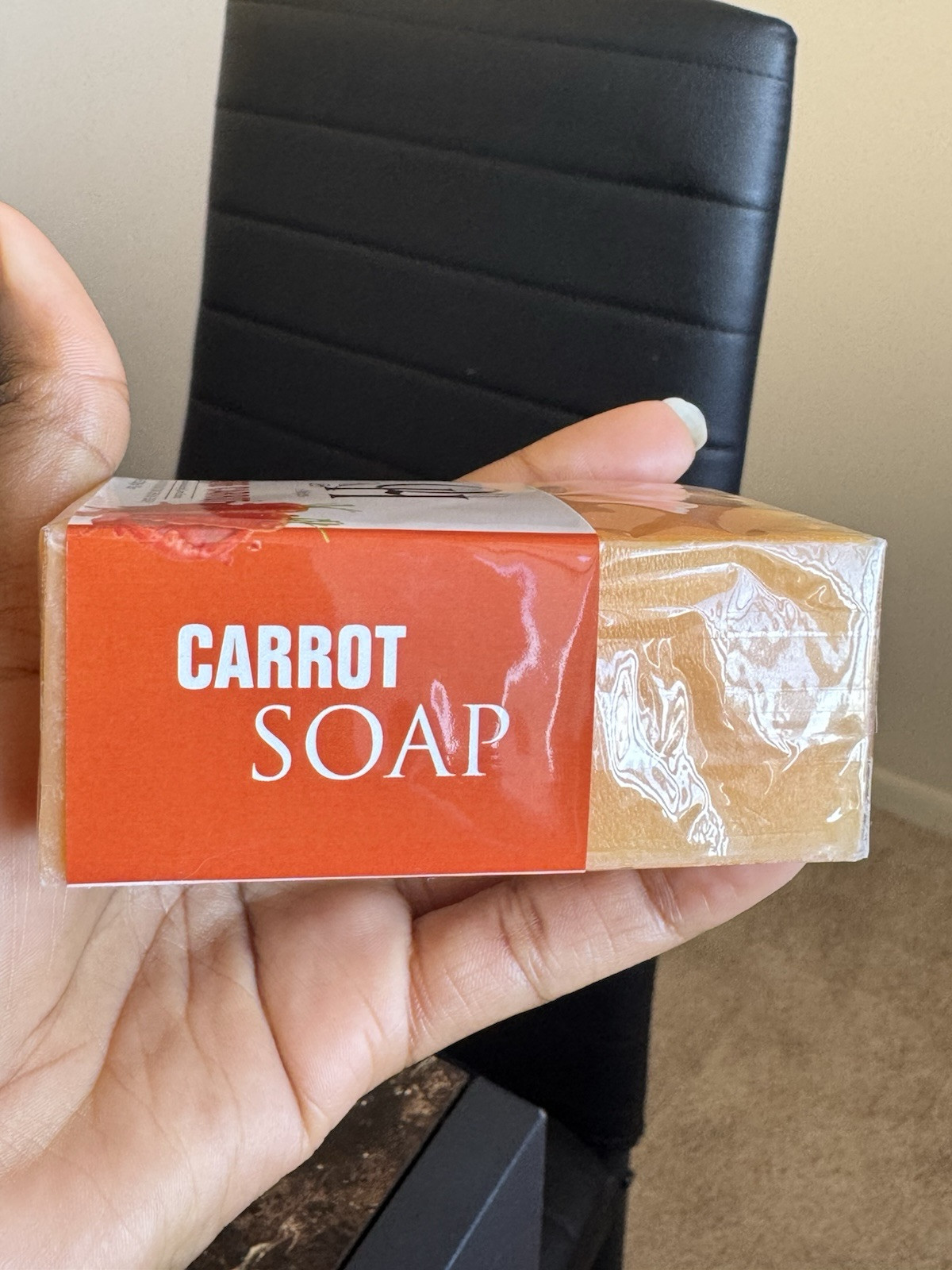 Pure Carrot Anti Oxidation Serum Soap