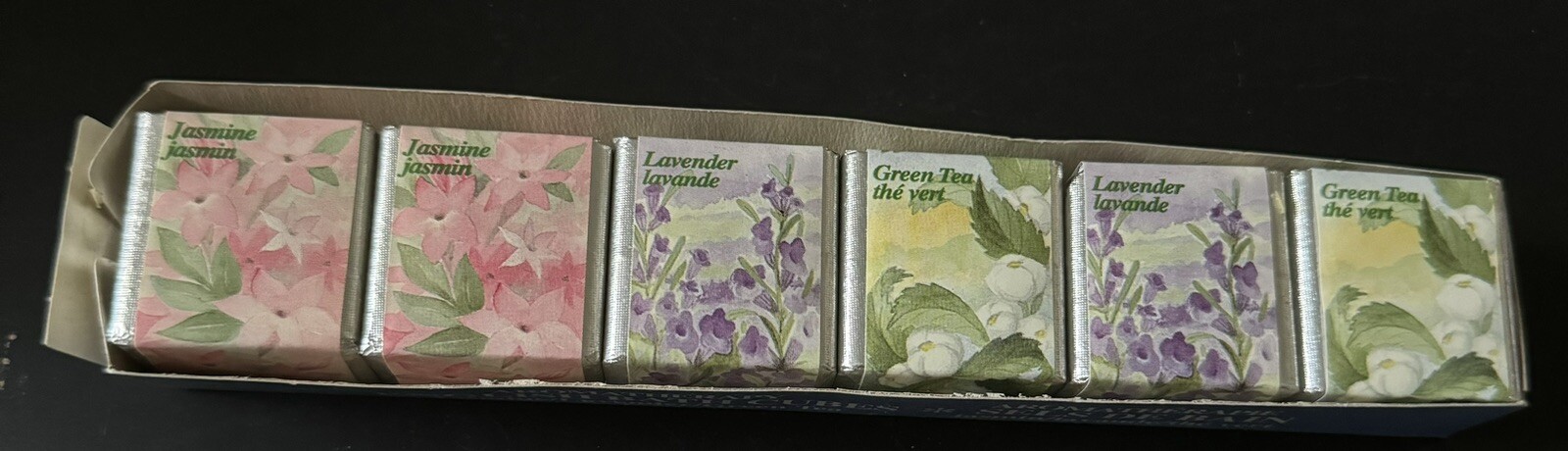 VINTAGE AROMATHERAPY ENGLISH BATH CUBES NOS