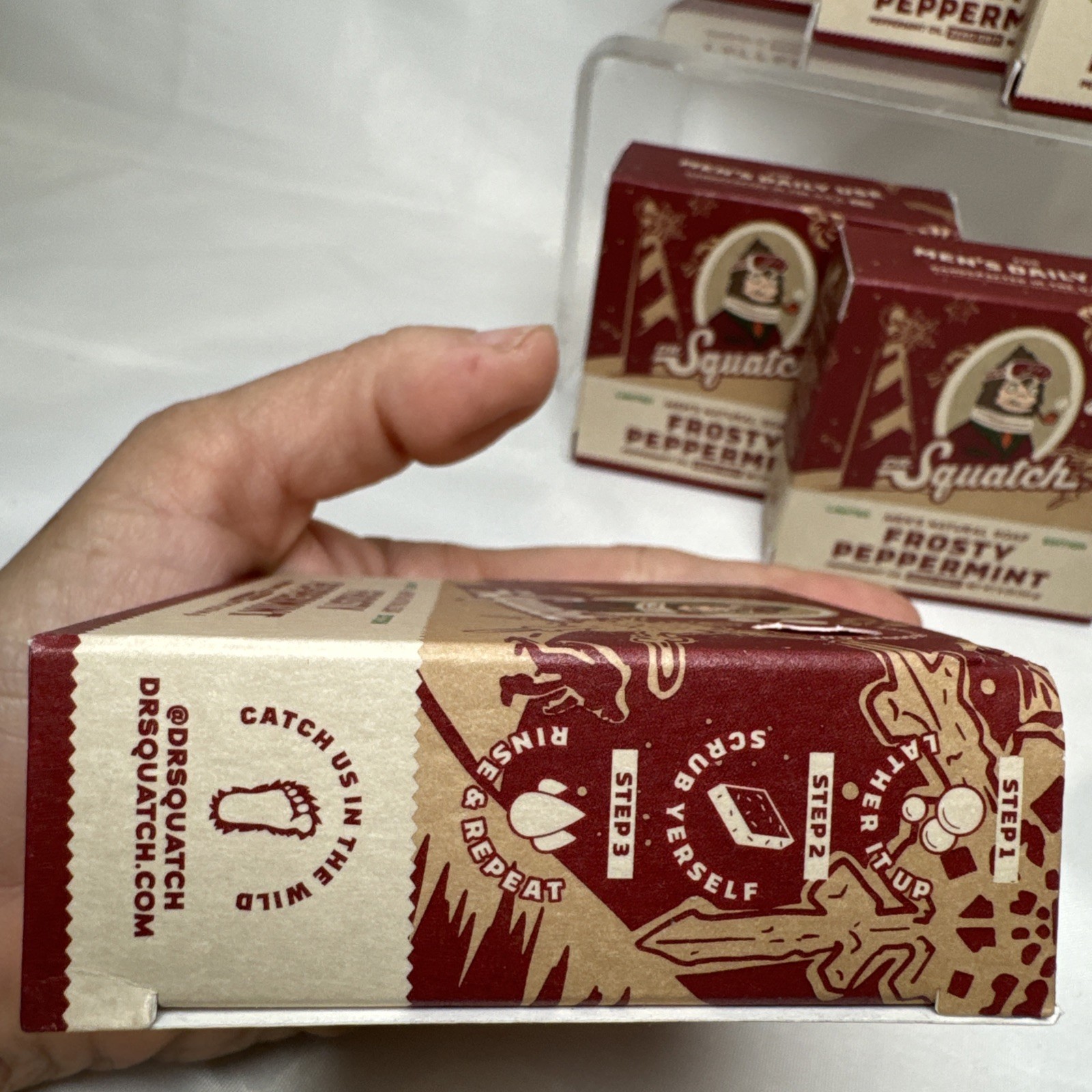 L@@K NEW 6 BARS RARE DR SQUATCH LIMITED EDITION FROSTY PEPPERMINT SOAP HOLIDAY