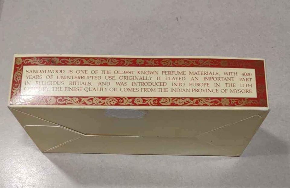 Crabtree and Evelyn Sandalwood Soap Set of three boxed bars 3.5oz each very rare