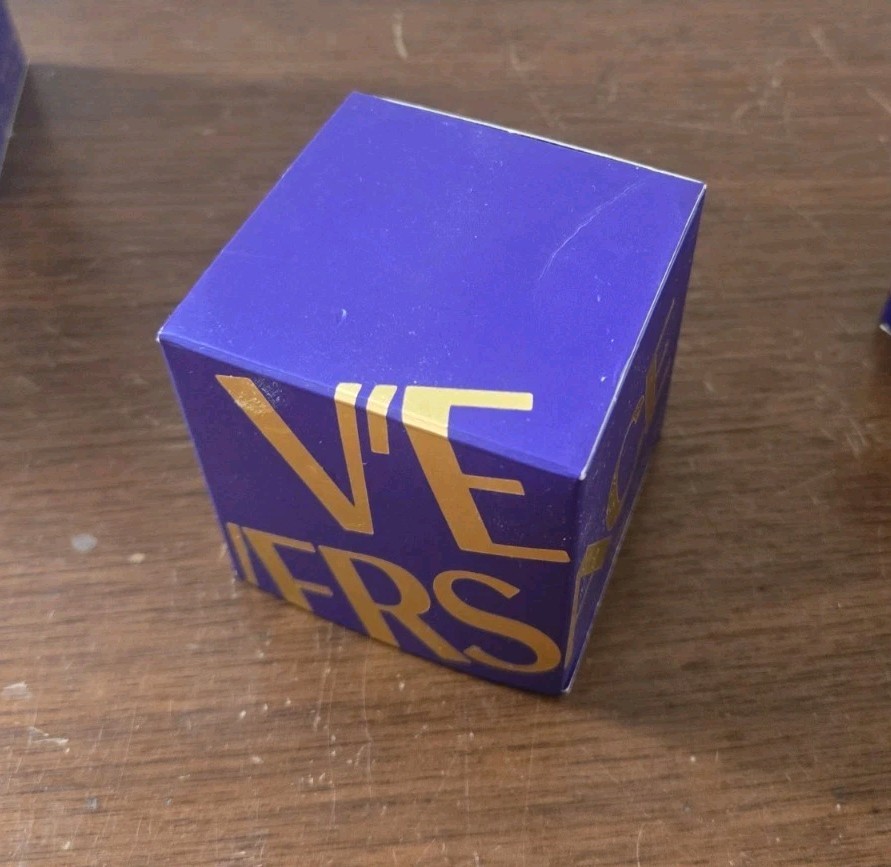 2 Ve By Versace Small Soaps Purple Made In Italy Vintage 5.2 oz