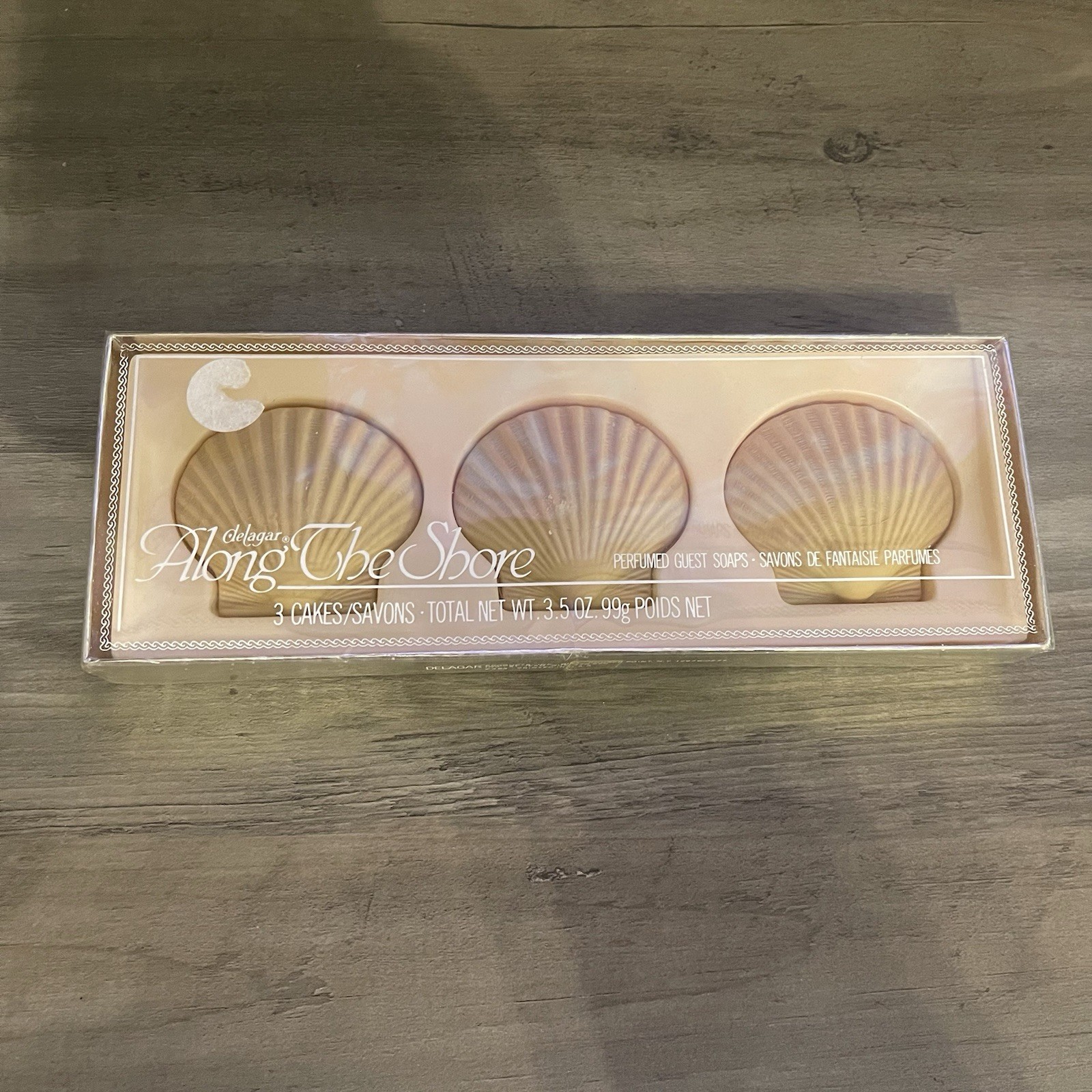 Delagar ALONG THE SHORE Seashell Perfumed Guest Soaps 3.5 oz New Vintage