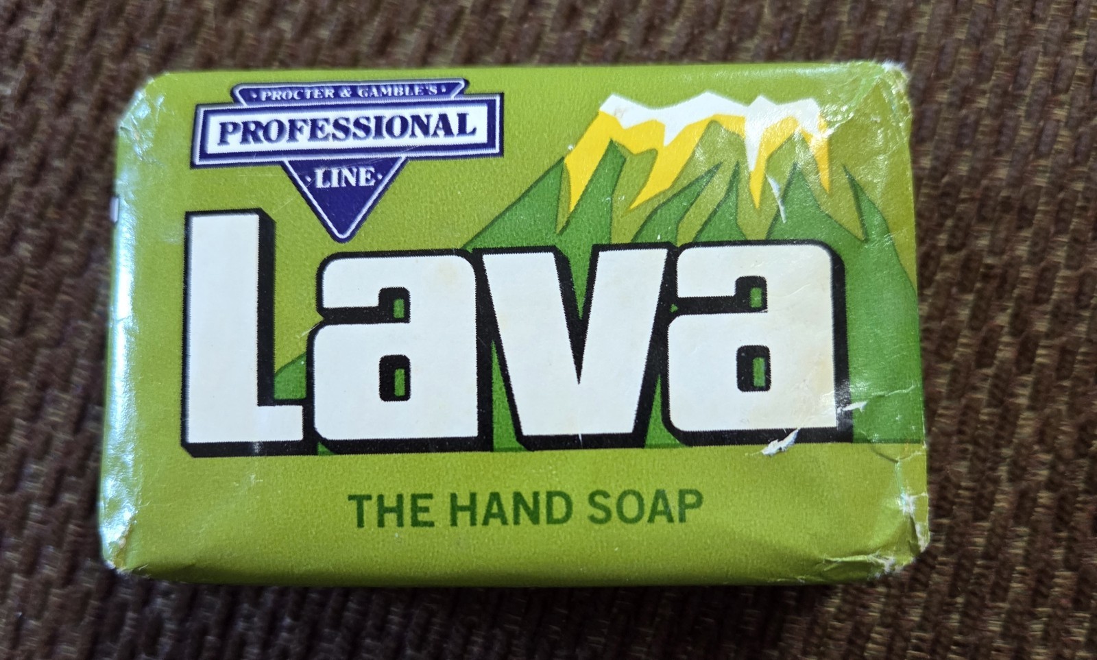 Vintage 1990 LAVA HAND SOAP 4 oz P&G Pumice Powered Professional Line