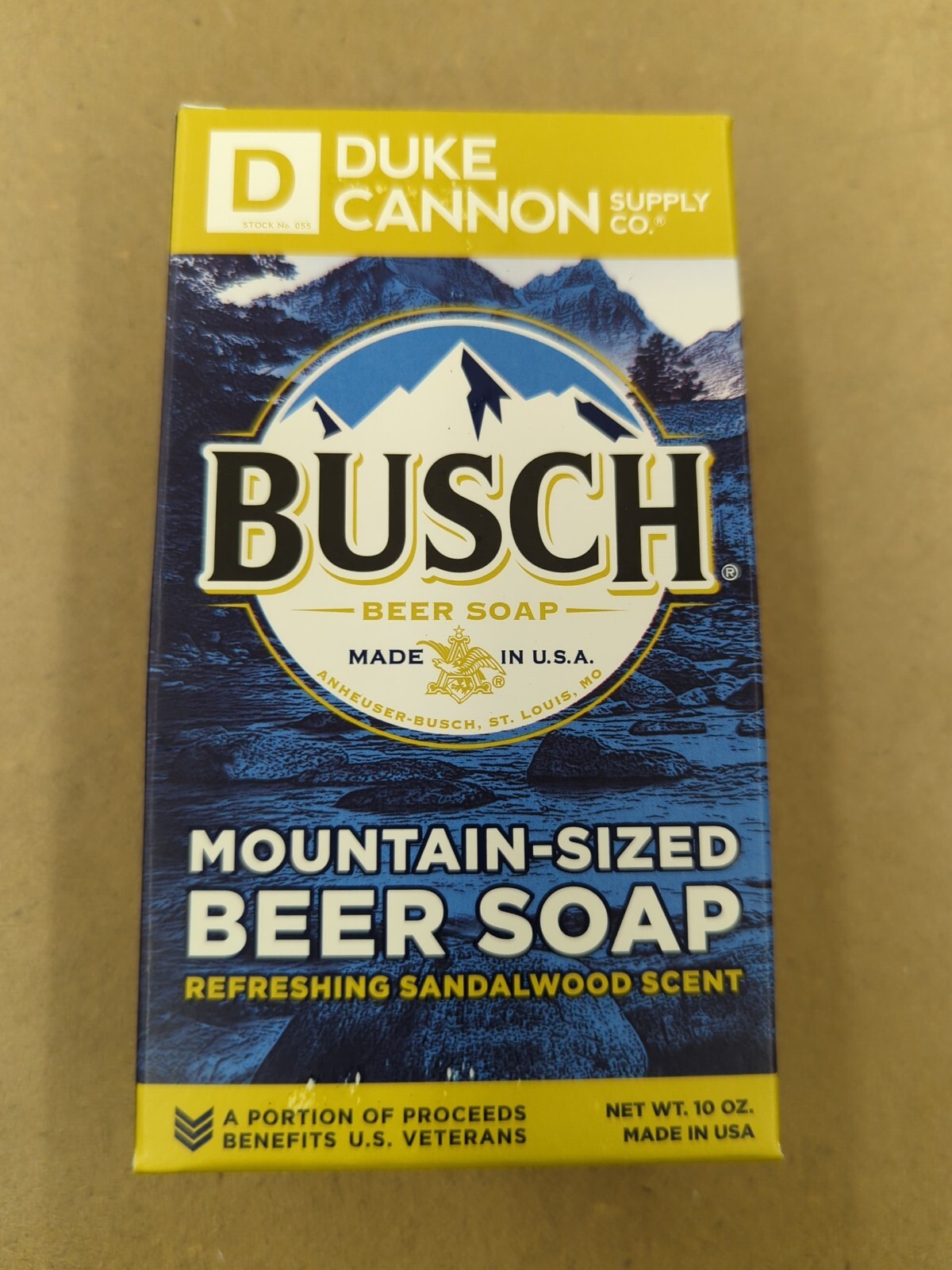 DUKE CANNON BUSCH BEER 10 OZ SOAP – SANDALWOOD SCENT