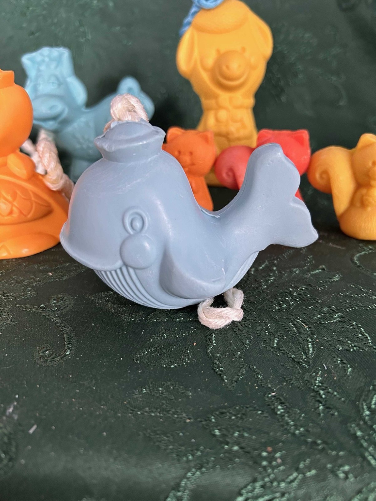 VTG Avon Soaps Animal Theme Lot Of 5 Soap On A Rope Blu Moo-Lamb-Pelican-Whale